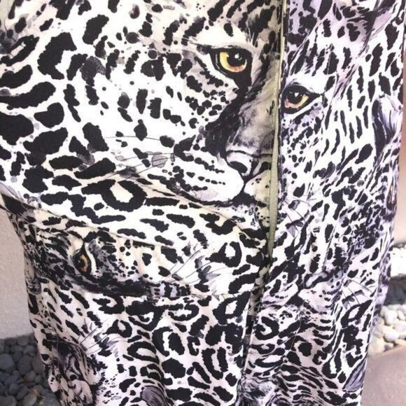 Tiger Print Unisex Romper With Elastic Waist - Picture 14 of 16